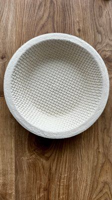 Koszyk okrągły ⌀24,5 cm (800 - 1000 g) z celulozy drzewnej, waflowy